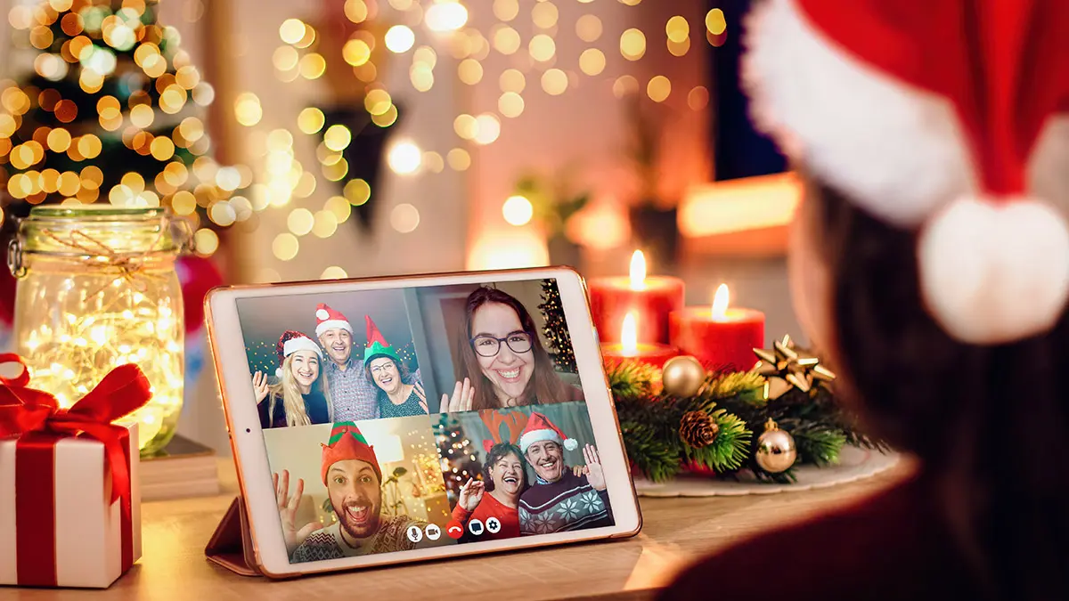 staying socially connected with virtual christmas party