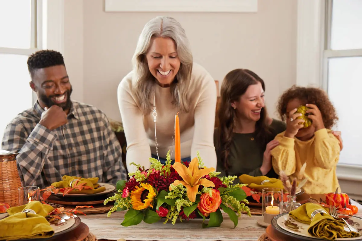 virtual thanksgiving with decorating table
