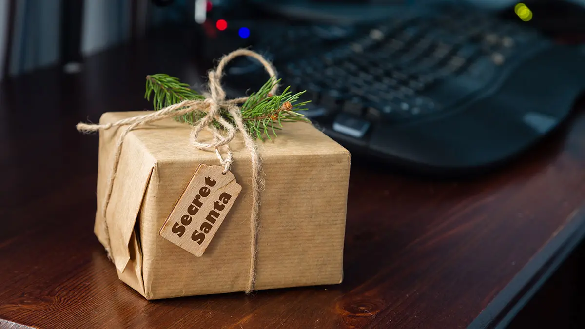 Holiday Gift Guide, White Elephant/Kris Kringle Gift Exchange