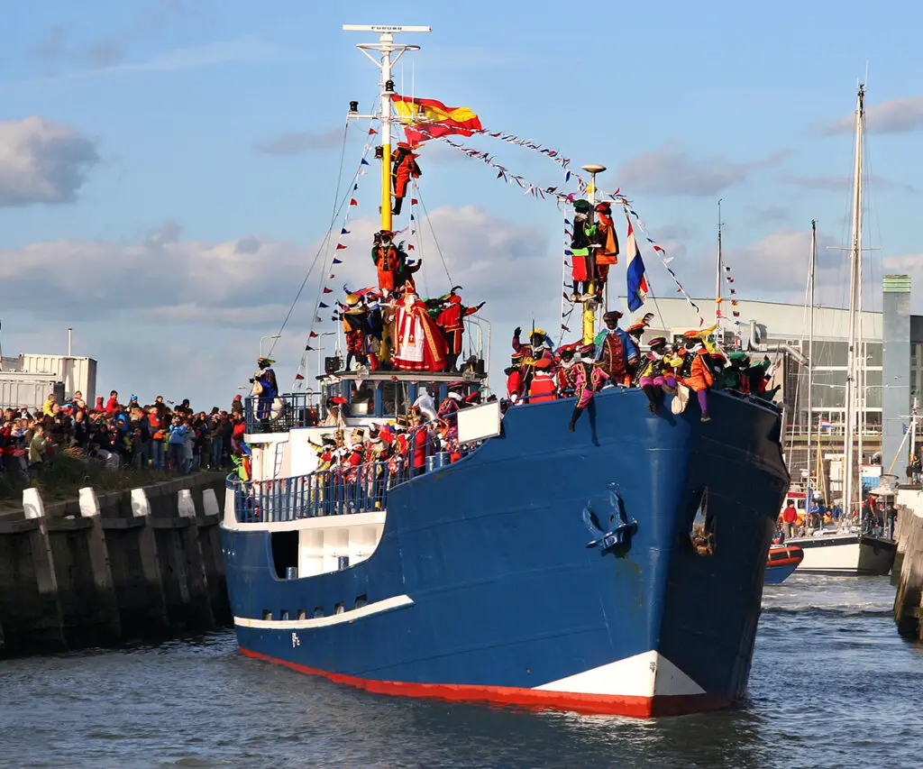 christmas around the world with netherlands