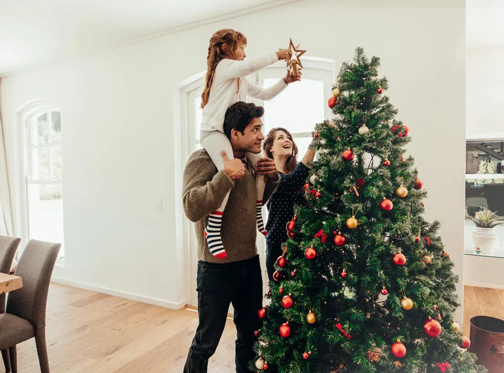 holiday rituals decorating tree