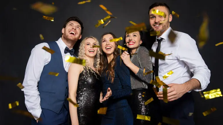 new year's eve party ideas with new year's revelers