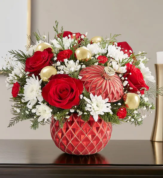 Flores y coronas navideñas de moda con adorno navideño brillante
