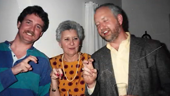 Día Nacional de los Hermanos con los hermanos McCann y mamá