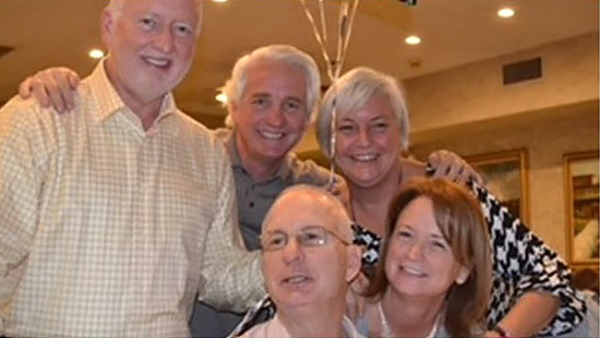 día nacional de los hermanos con los hermanos mccann photo