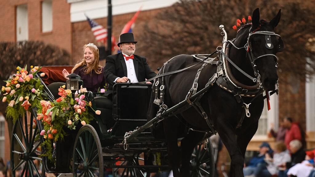 tulip festivals with Pella Tulip Time