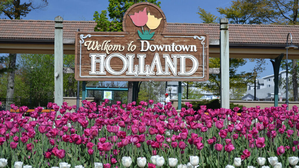 tulip festivals with tulip time holland