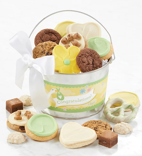 gifts for new parents with new baby treats gift pail