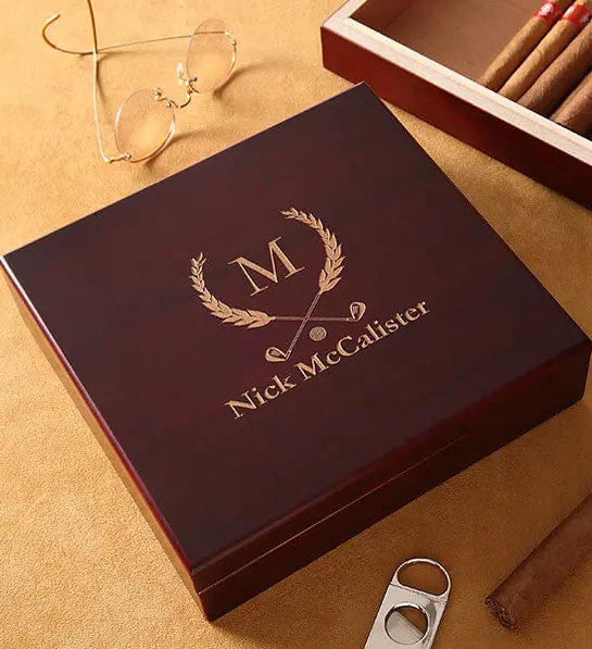 golf gift ideas with cigar humidor