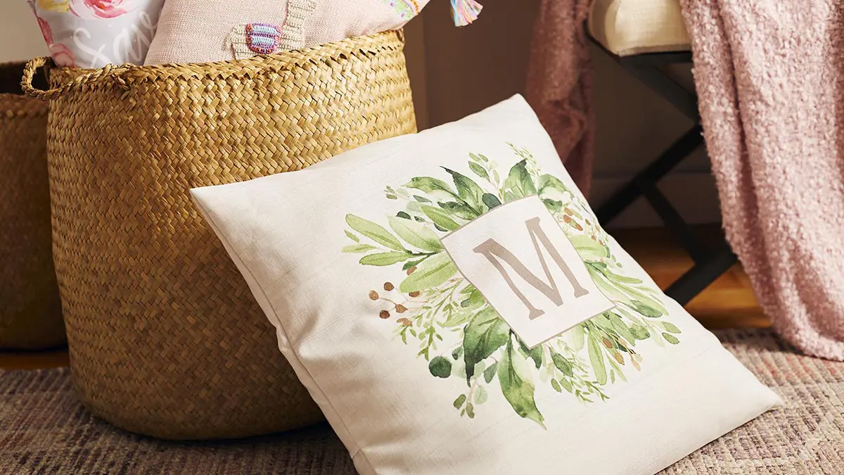 gifts for new homeowners pillows