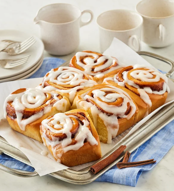 holiday gift guide Cinnamon Rolls