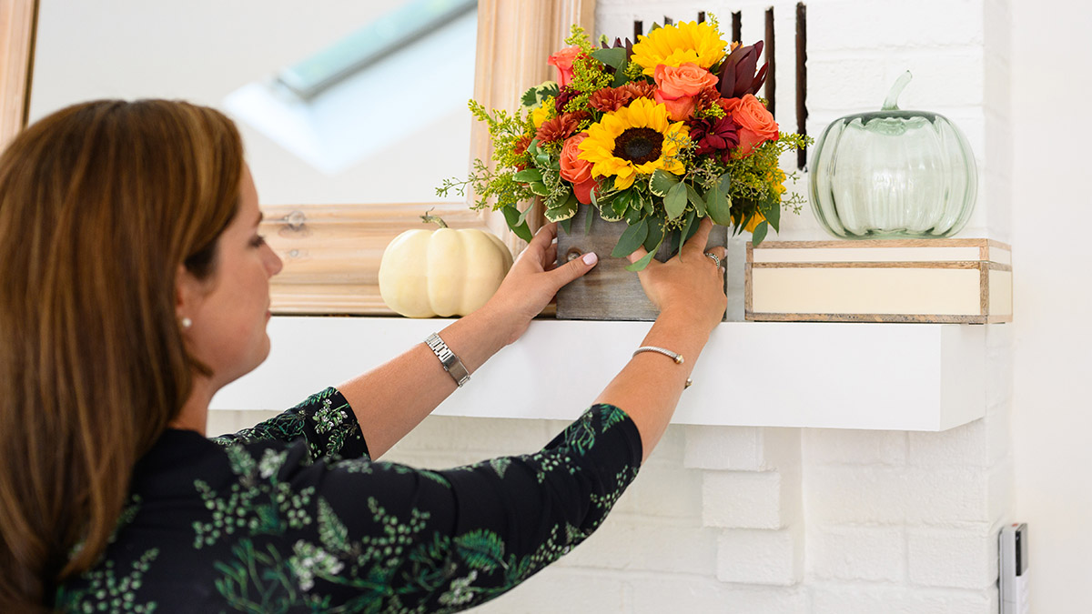 https://www.flowers.com/blog/wp content/uploads///thanksgiving checklist fall flowers