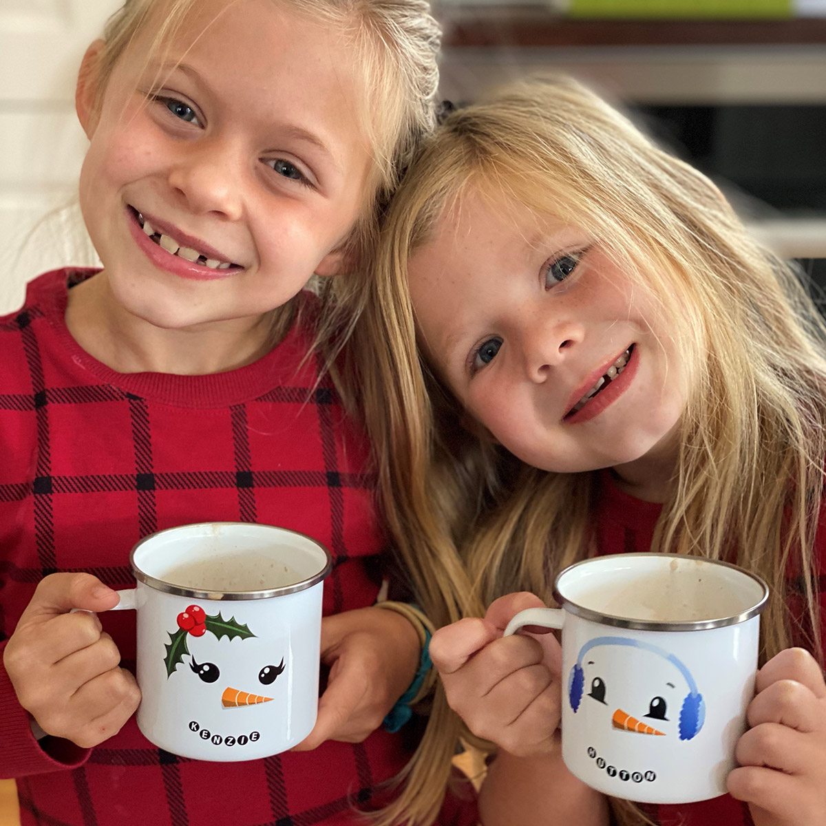 winter quotes girls holding mugs of cocoa