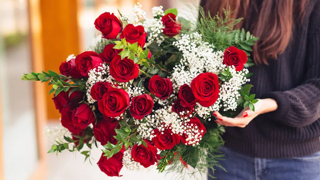 most romantic flowers rose
