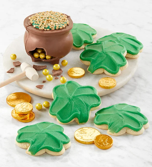 st. patricks day gift ideas Breakable Chocolate Pot of Gold Cookies