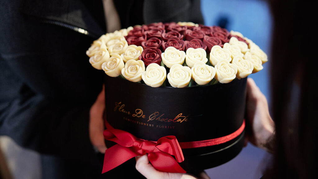fleur de chocolate roses vday gift horizontal