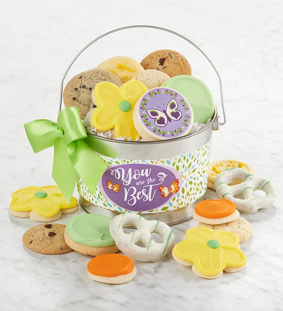 gifts for non traditional moms Youre the Best Treats Pail